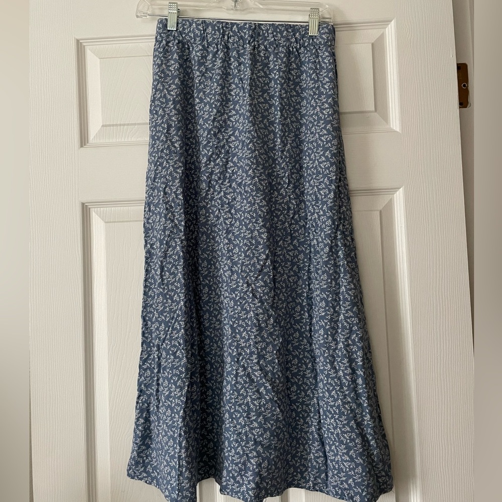 BRANDY MELVILLE Maxi Skirt, New, Never Used, One Size, So Cute!